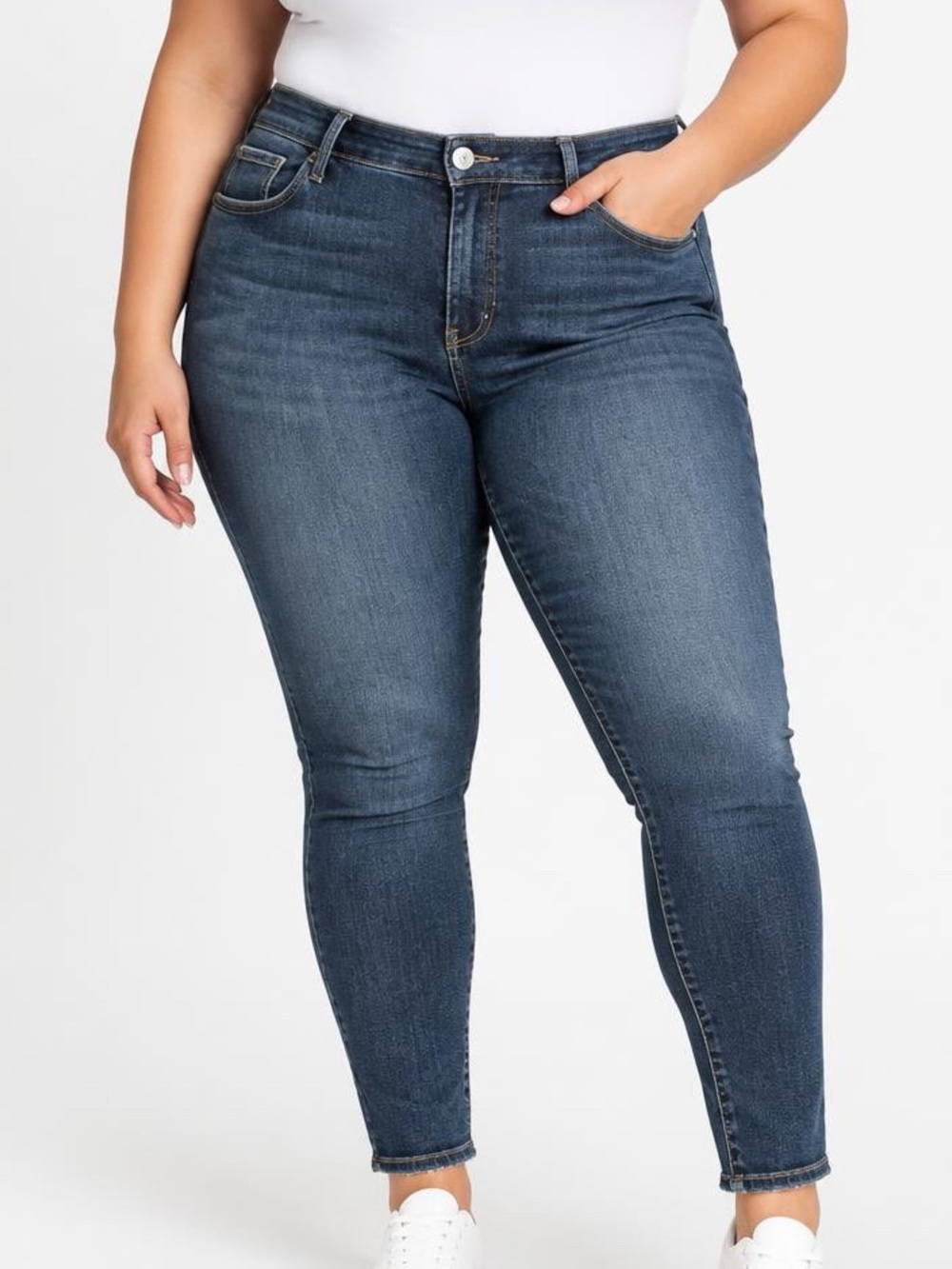 Judy Blue Womens Med Wash Stretch Skinny Leg Jeans Sz 3XL Slight Distressed